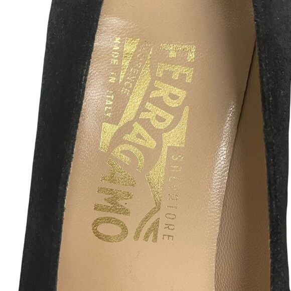 SALVATORE FERRAGAMO Suede Pumps Heel Shoes Patent Leather Black 8 - Picture 11 of 15